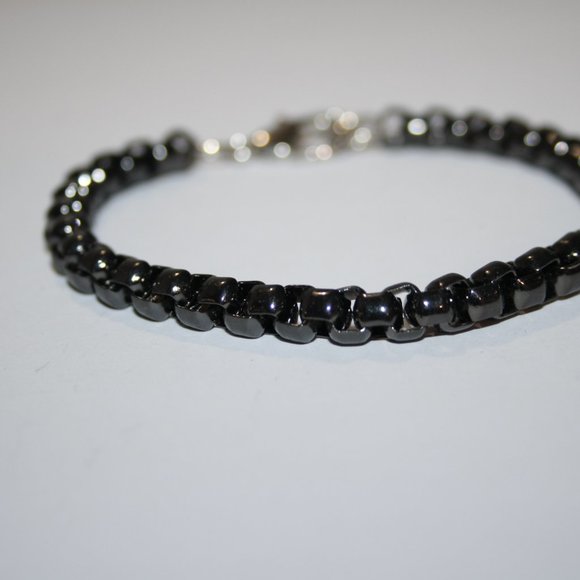 Beautiful gunmetal chain link bracelet 8-8.75" - Picture 3 of 4